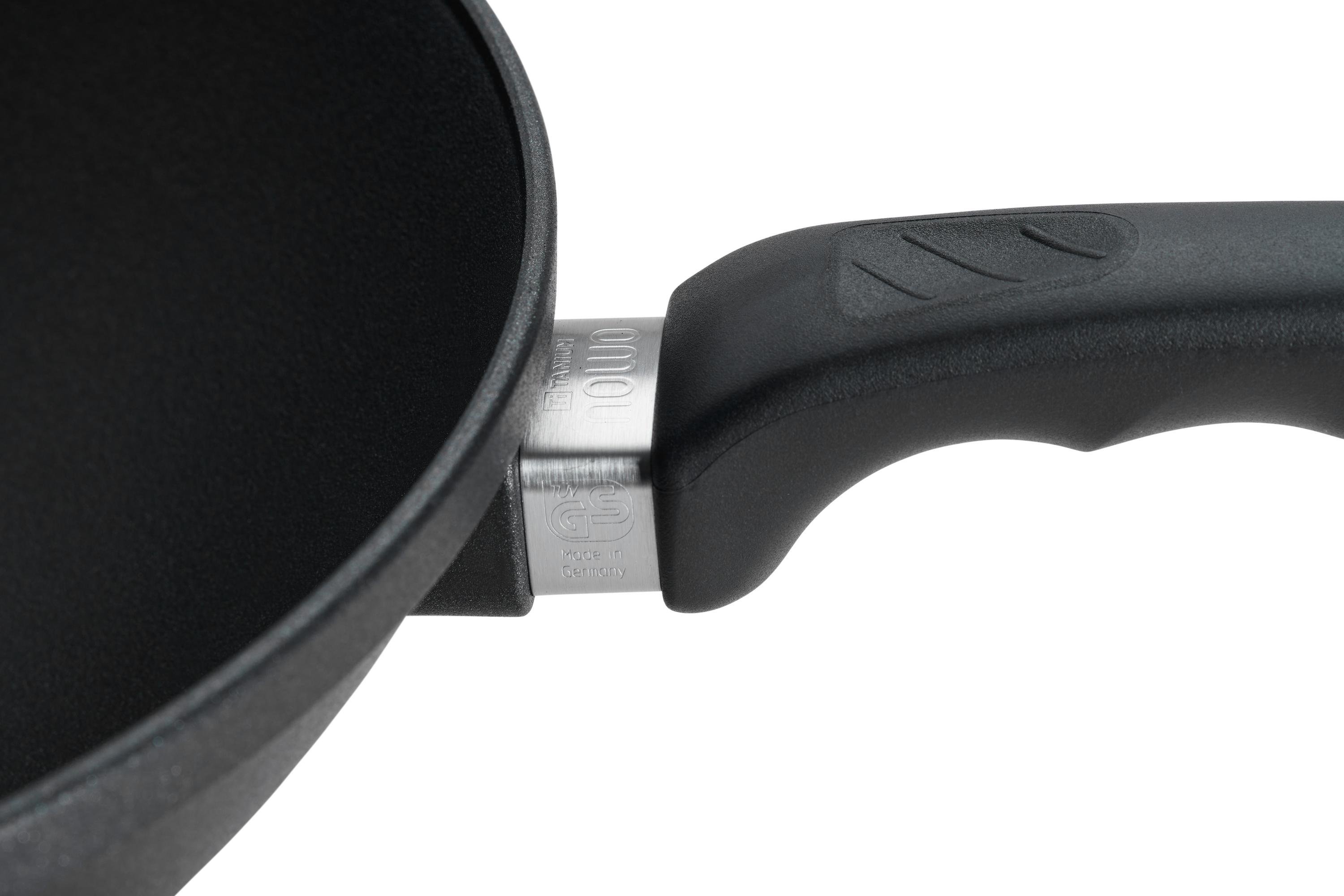 1136-1N_1136-1IL_Handle_Detail Nowo Titanium Guss-Wok Detailansicht | Alle Herdarten inkl. Induktion | 36cm