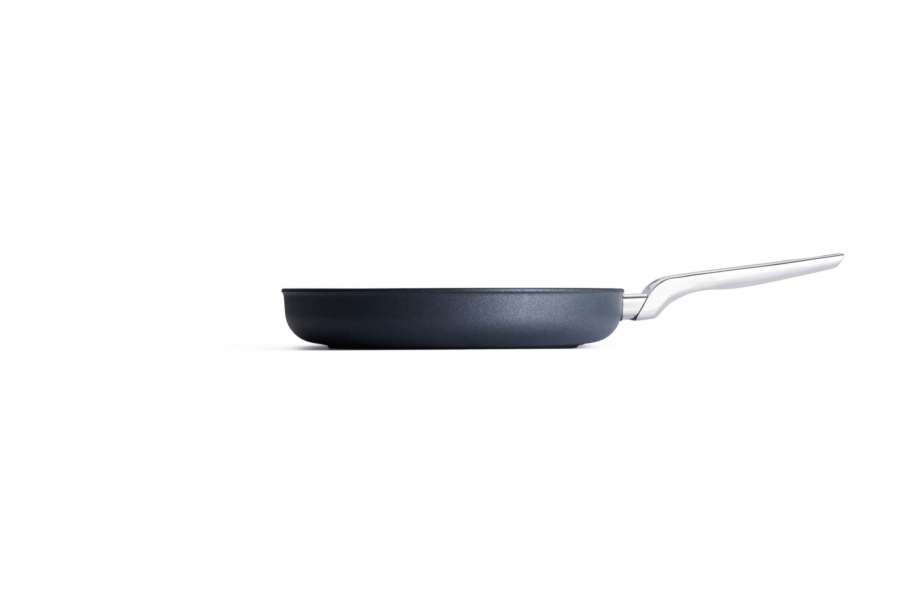 2528DLPI_Profil Diamond Lite Pro Gusspfanne Seitenansicht | Alle Herdarten inkl. Induktion | 28cm