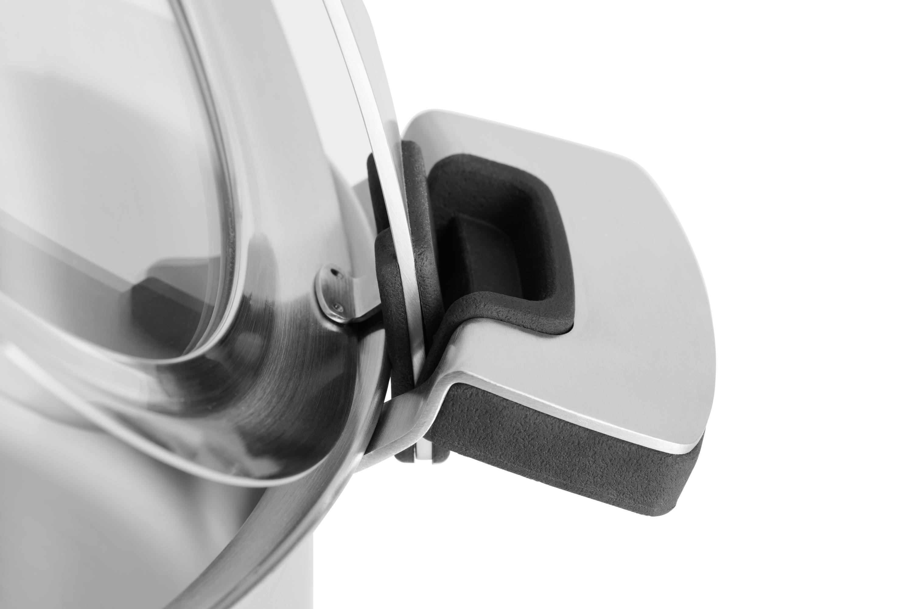 824CO_Lid_Handle_Detail Concept Pro Bratentopf mit Deckel Detailansicht
