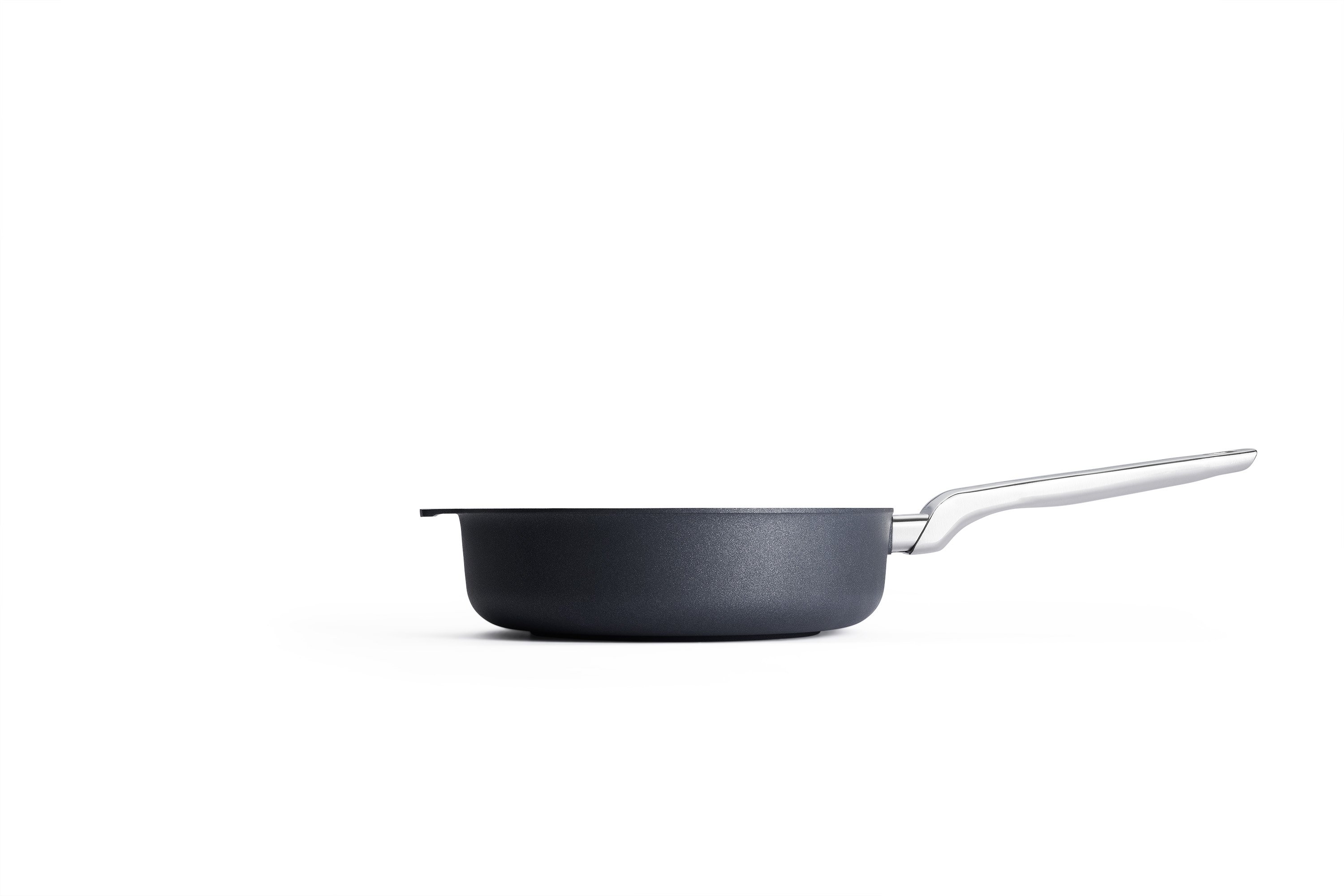 Diamond Lite Pro Guss-Hochrandpfanne Seitenansicht