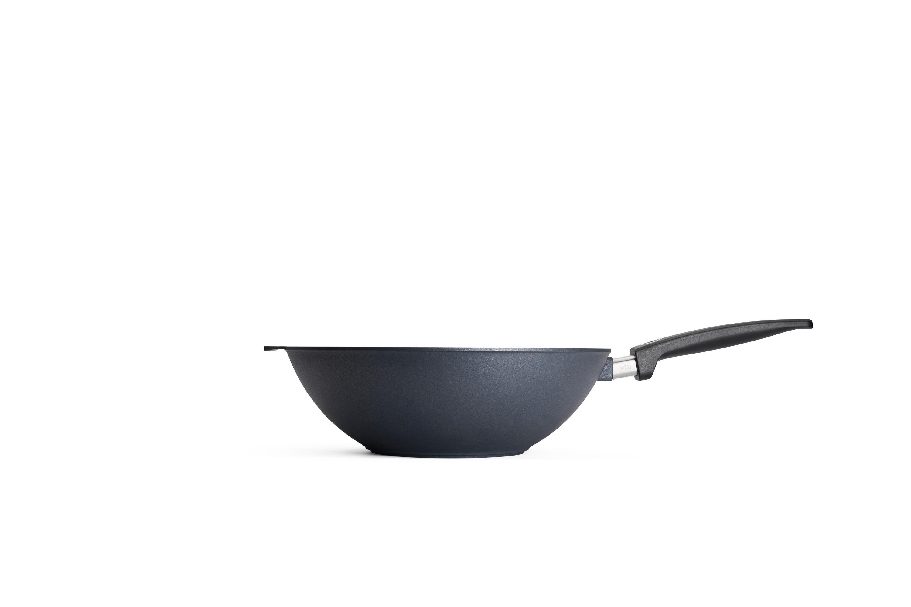 Diamond Lite Guss-Wok- und Rührpfanne Diamond Lite Guss-Wok- und Rührpfanne Seitenansicht | Stiel - Fest | Alle Herdarten inkl. Induktion | 32cm