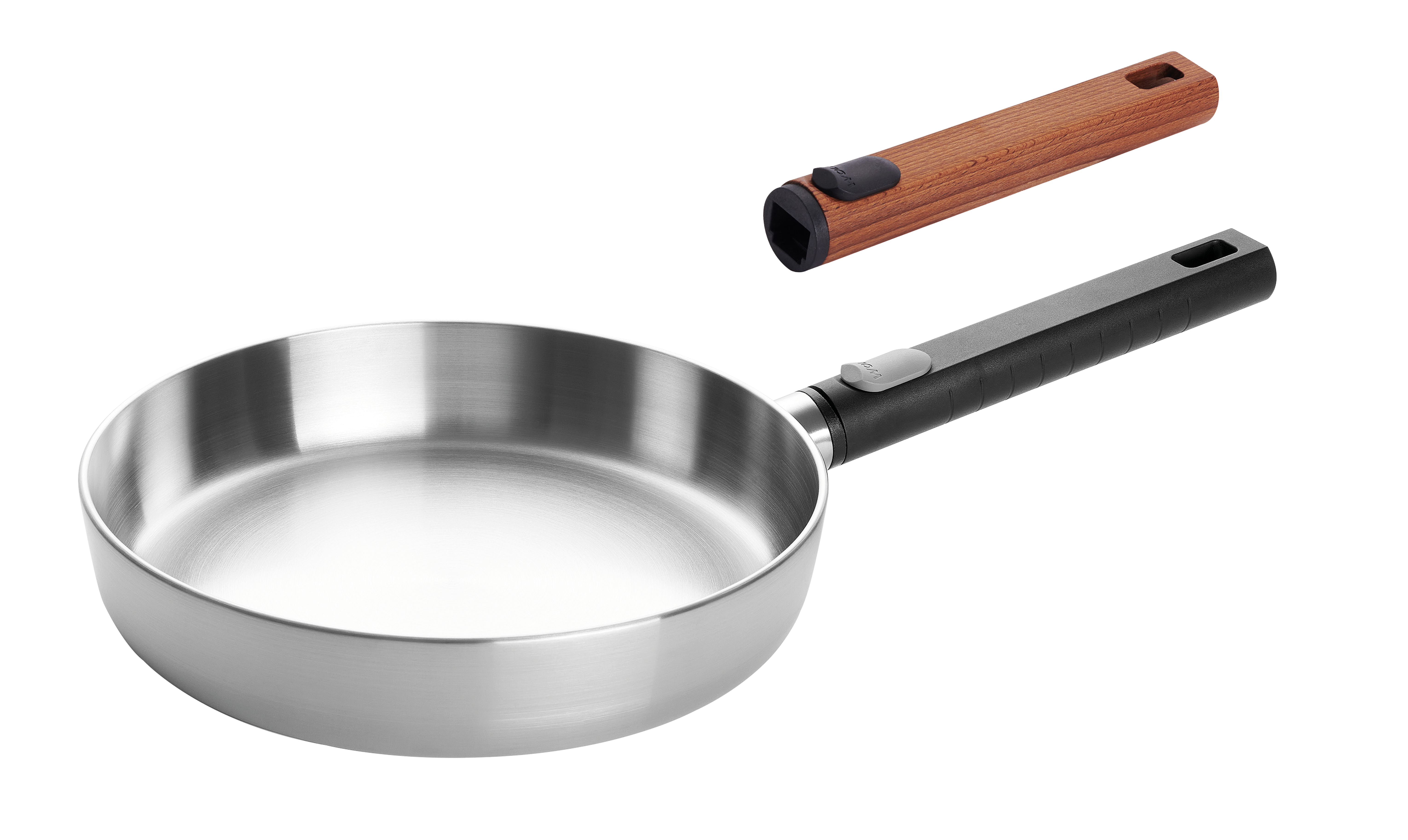 Runde Logic Steel Pfanne mit abnehmbarem Stiel in der drei Seitenansicht. Zur Auswahl gibt es unter anderem auch einen abnehmbaren Holzstiel. Zur besseren Verdeutlichung schwebt dieser über dem anderen.