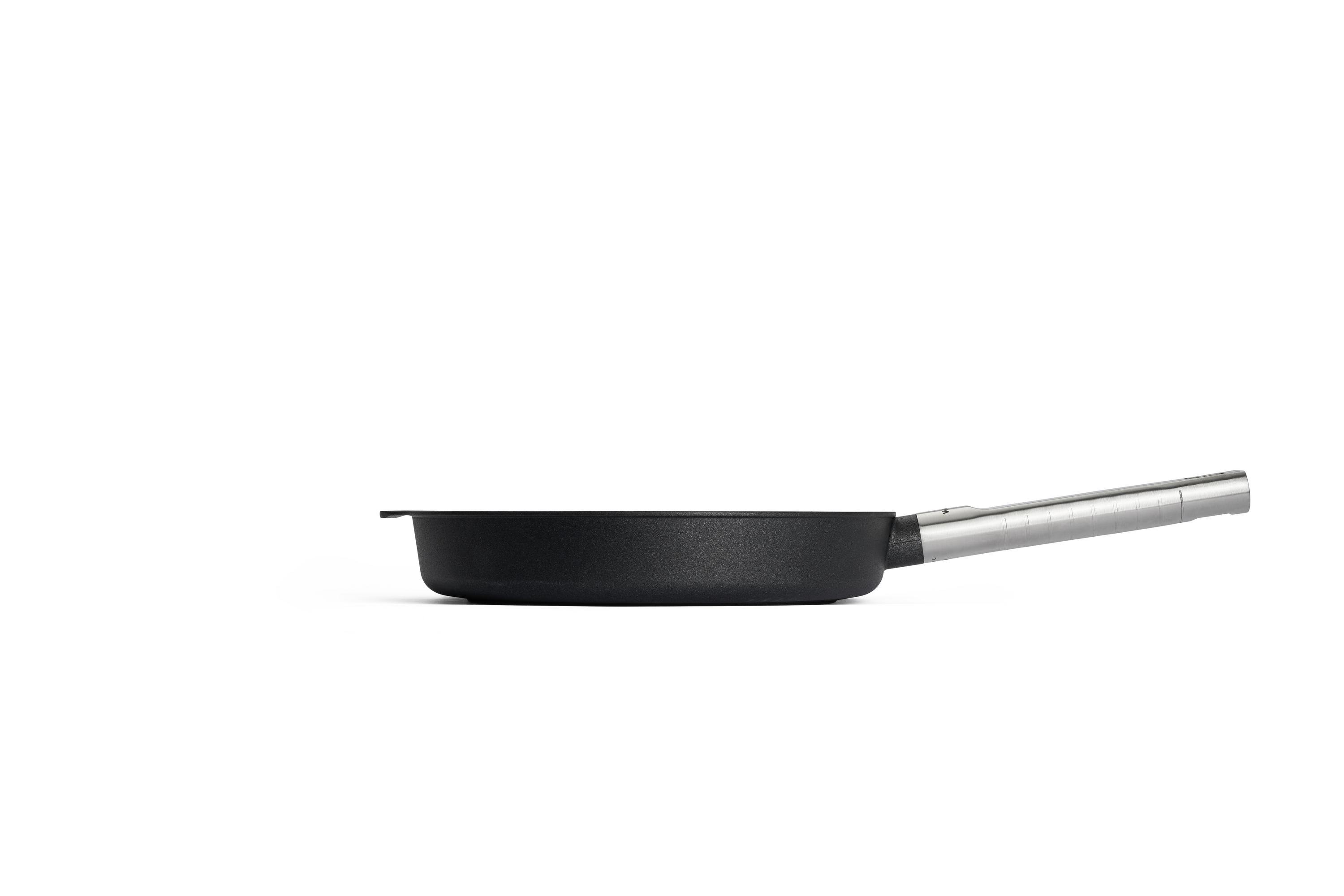 Logic XR Gusspfanne Seitenansicht | Edelstahl - Fest | Alle Herdarten inkl. Induktion | 28cm
