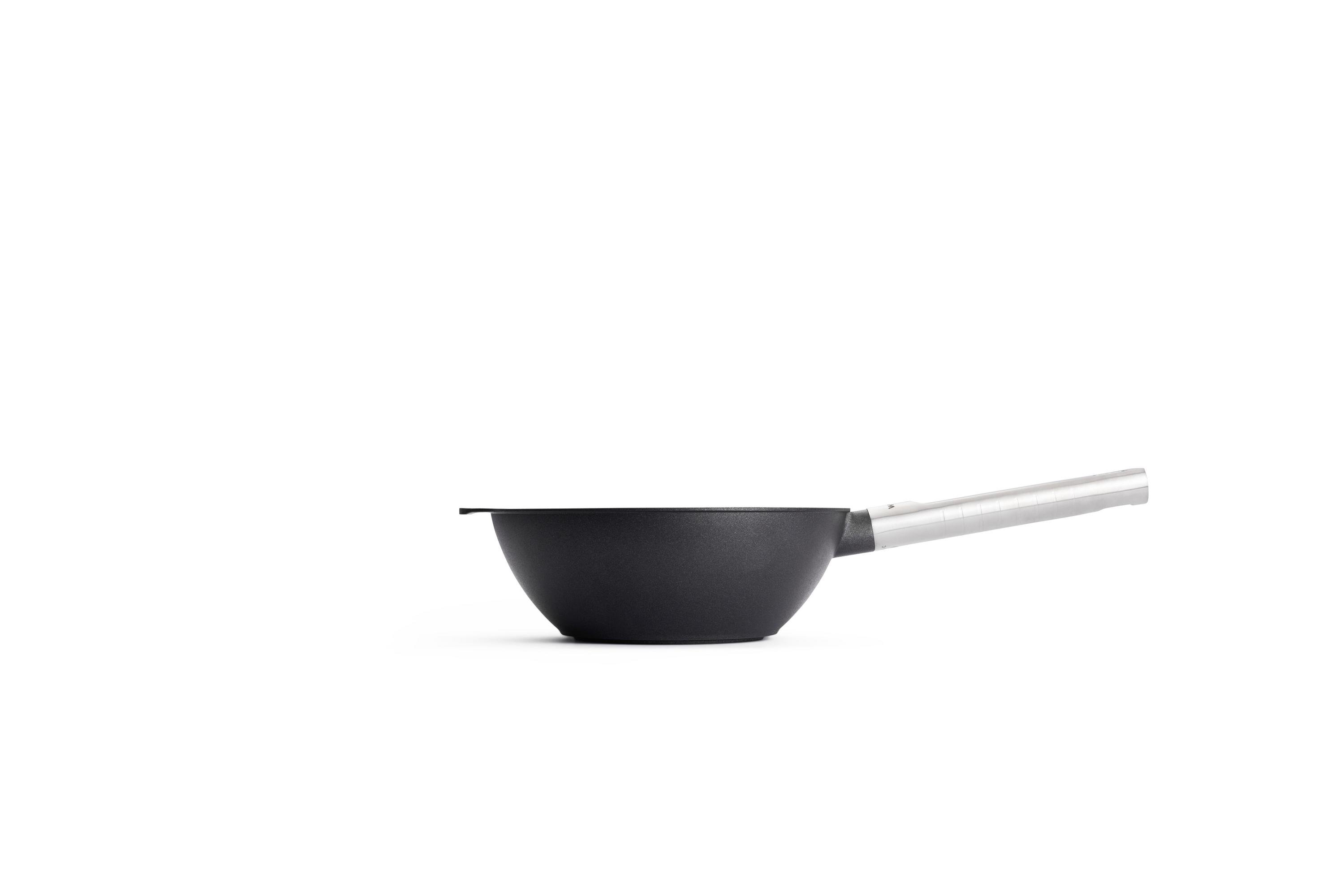 Logic XR Guss-Wok- und Rührpfanne Seitenansicht | Edelstahl - Fest | Alle Herdarten inkl. Induktion | 24cm