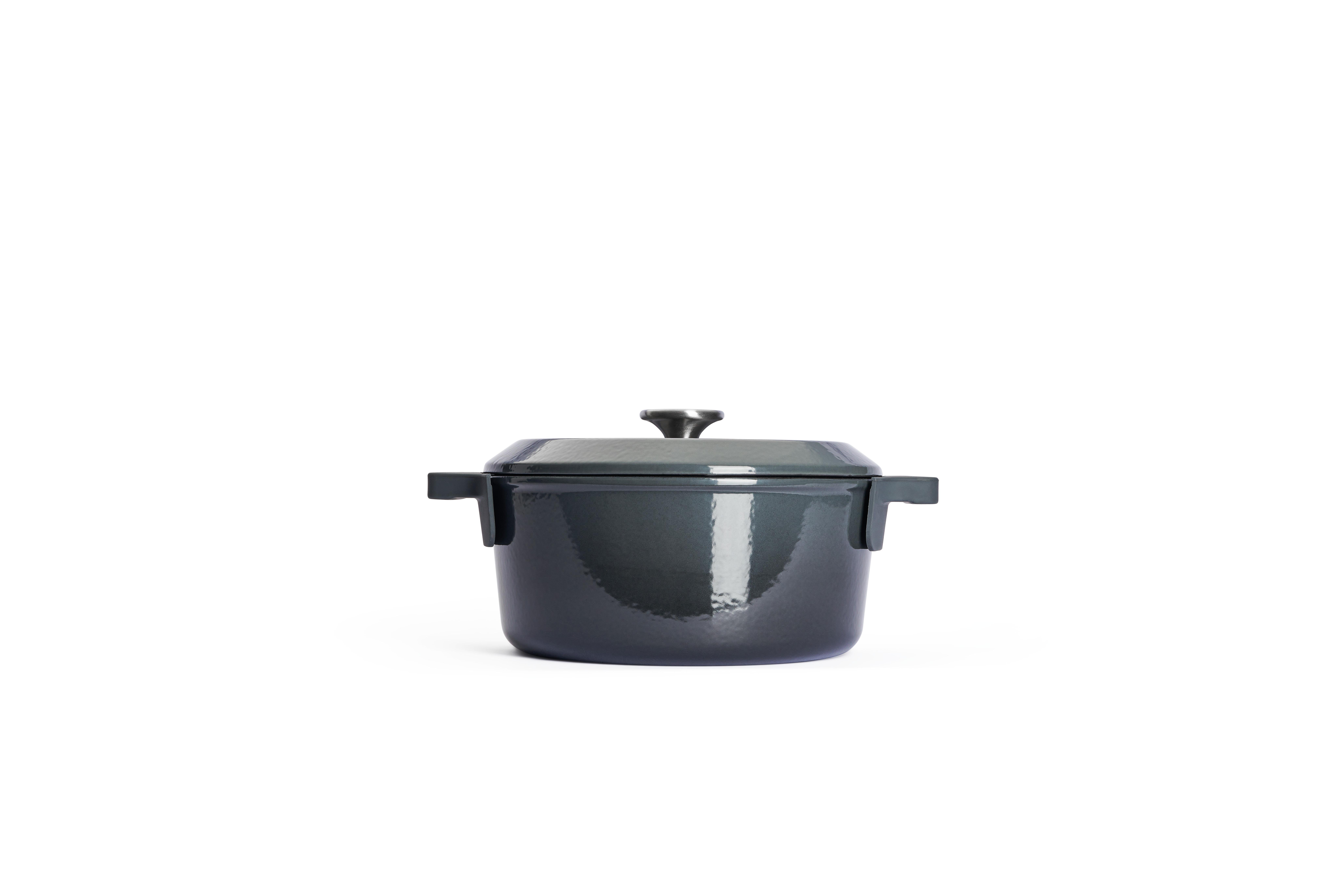 Iron Topf, Ø 24 cm, mit Silikon-Untersetzer Seitenansicht