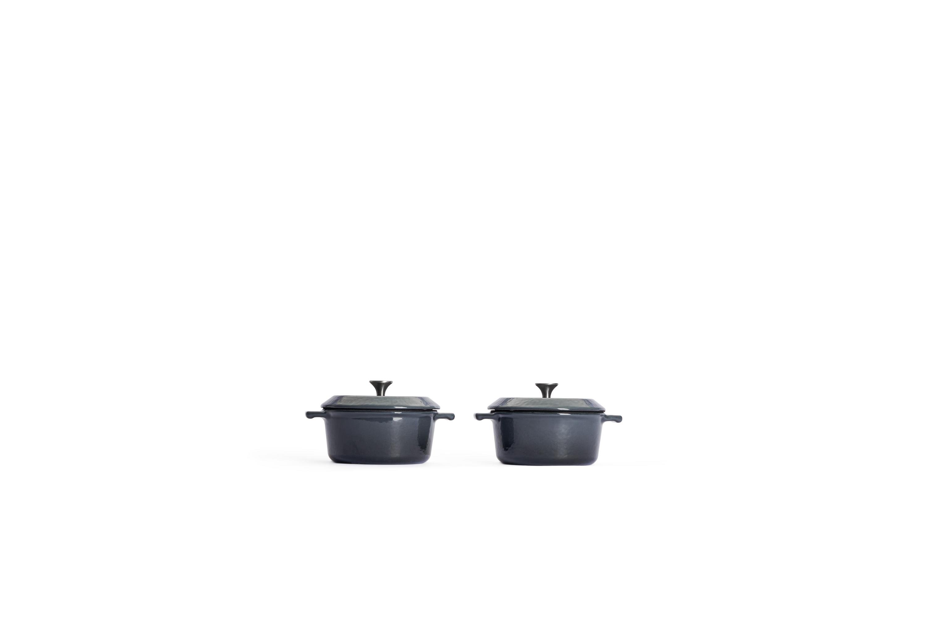 110CI-030_Double_Profil Iron Guss-Mini-Kasserolle mit Deckel, 2-tlg. Seitenansicht | Carbon Grey | Alle Herdarten inkl. Induktion | 10cm