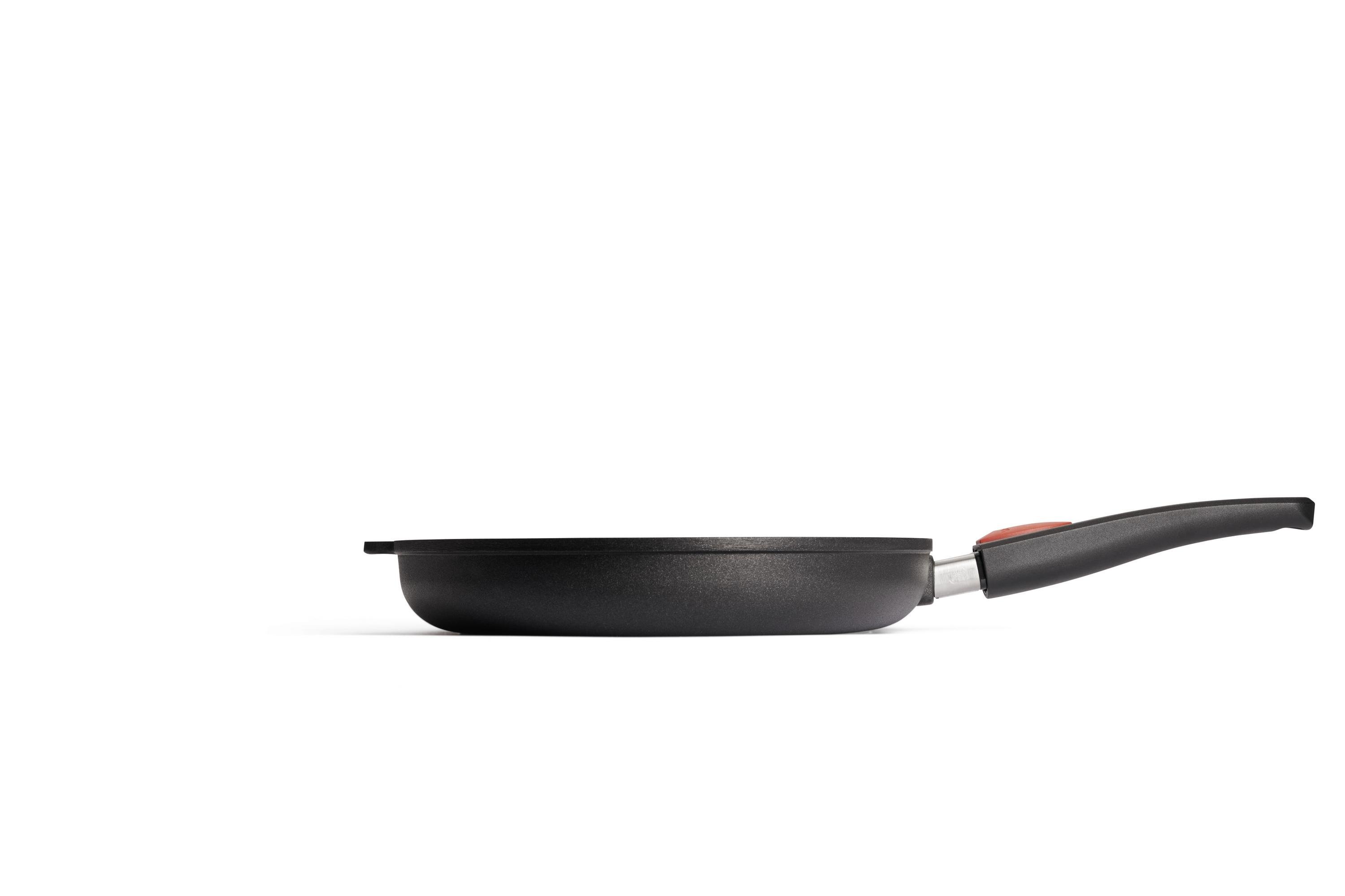 Titan Best Guss-Fischpfanne, oval Titan Best Fischpfanne, oval Seitenansicht