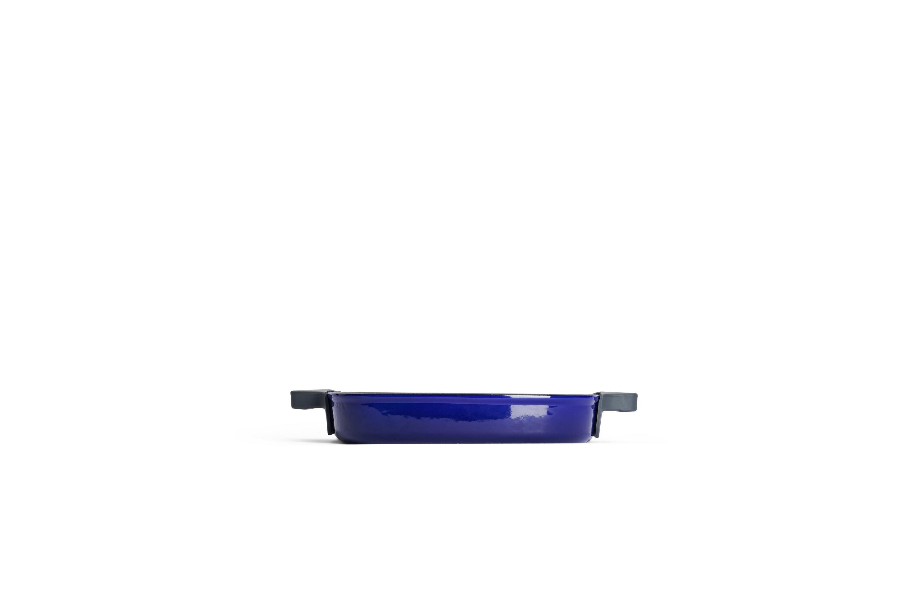 Iron Guss-Grillpfanne, mit Rillen und Steakpresse Seitenansicht | Cobalt Blue | 24x24cm | Alle Herdarten inkl. Induktion