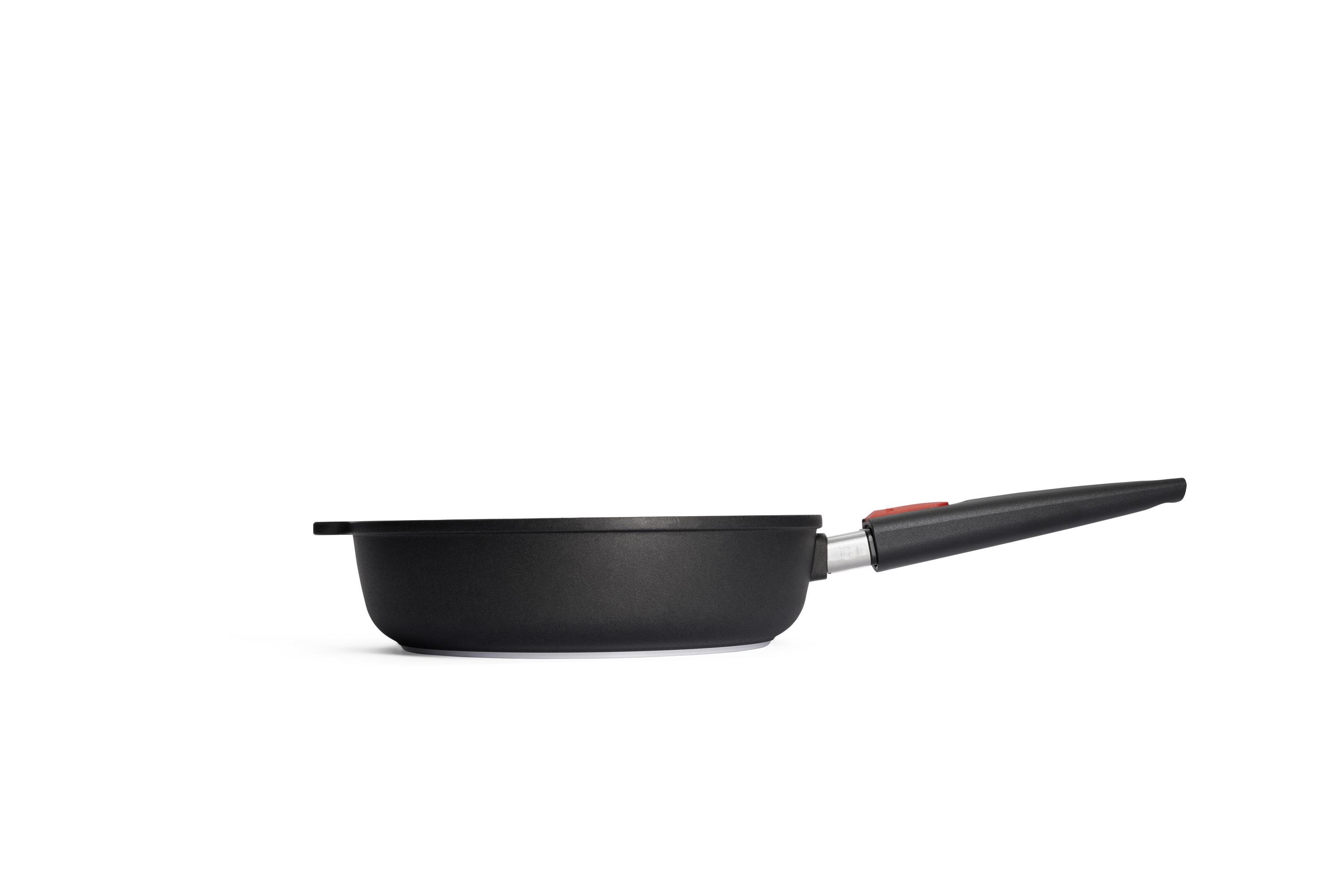 Nowo Titanium Guss-Hochrandpfanne Seitenansicht | Stiel - Fest | Alle Herdarten inkl. Induktion | 26cm
